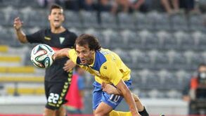 Arouca-Estoril, 1-1: Solo de Pintassilgo em pauta de canário
