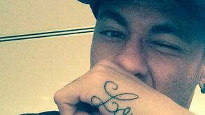 Neymar tem nova tatuagem