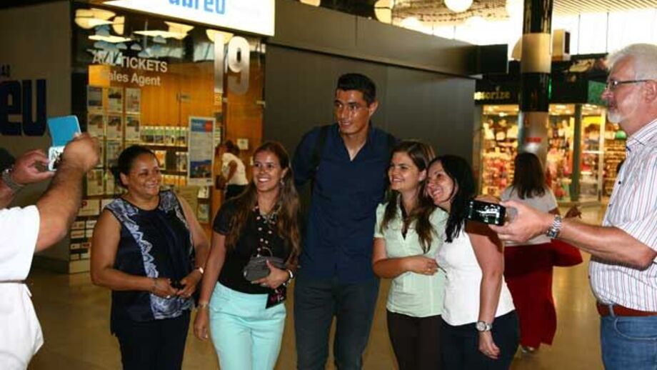 Cardozo: «Pensei que ia acabar a carreira no Benfica»