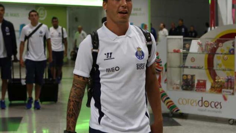 Josué pode acompanhar Cavaleiro para o Deportivo