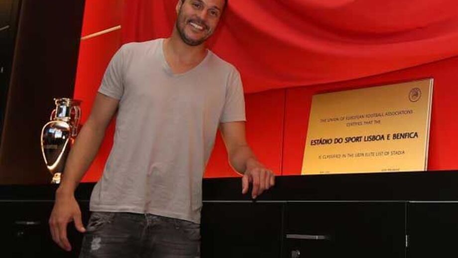 Júlio César vai envergar o número 20