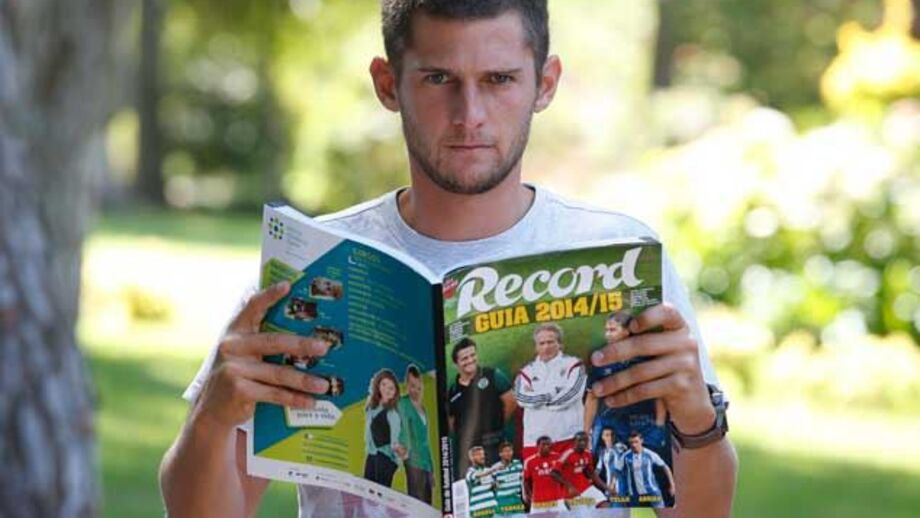 Pedro Sousa aposta num onze em redor de Gaitán
