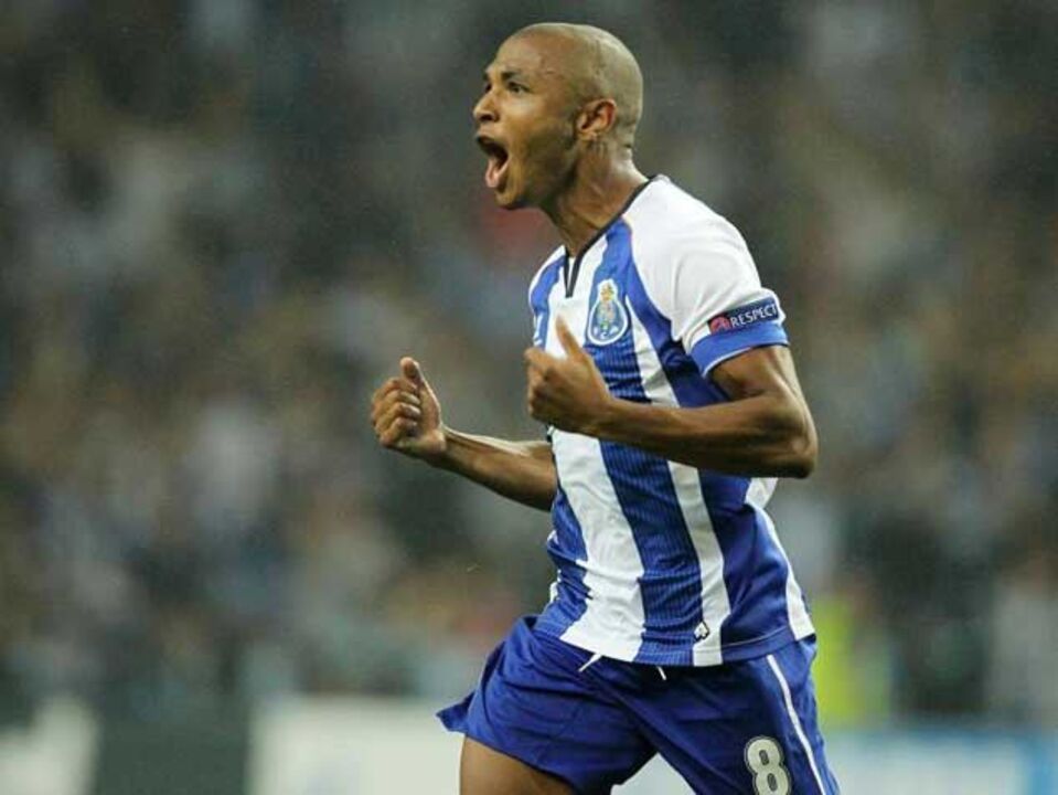 Retificação das posições de três jogadores da Liga