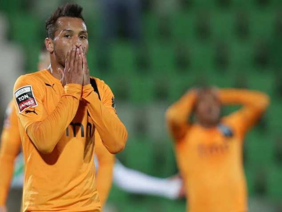 Jéffren assinou... sem fazer exames médicos