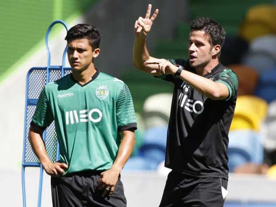 Marco Silva: «Montero já jogou a 10»  
