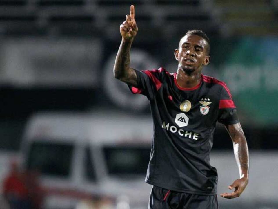 Furacão brasileiro arrasou o Bonfim