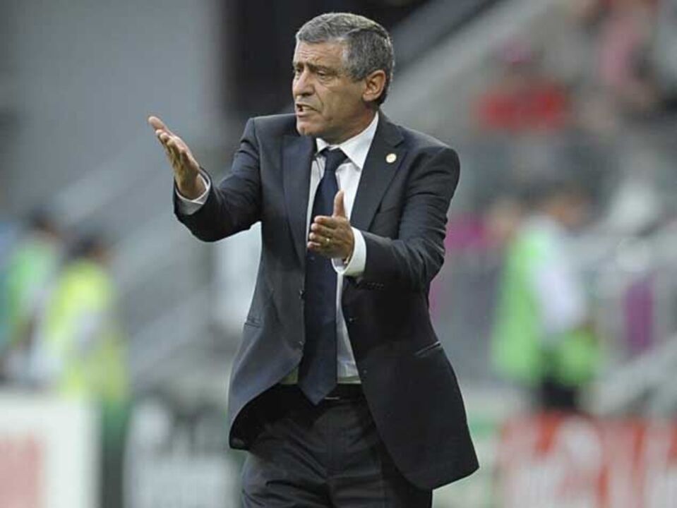 Estreia de Fernando Santos no banco em Paris