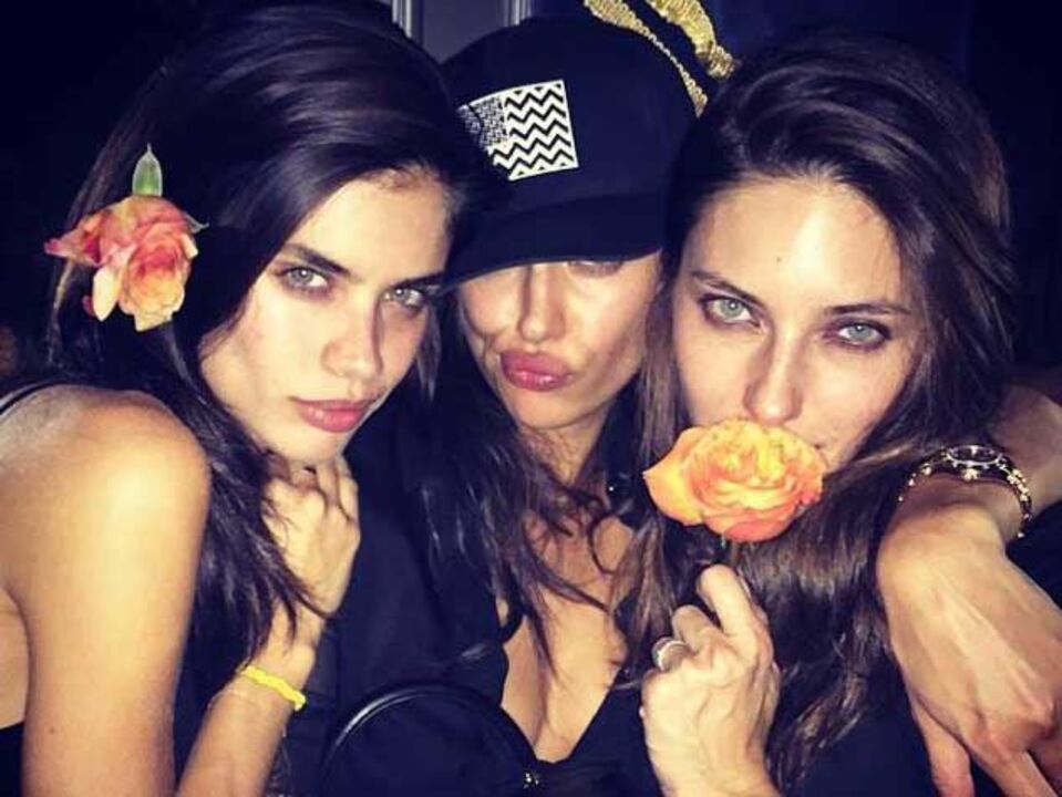 Sara Sampaio diverte-se com Irina Shayk na Big Apple