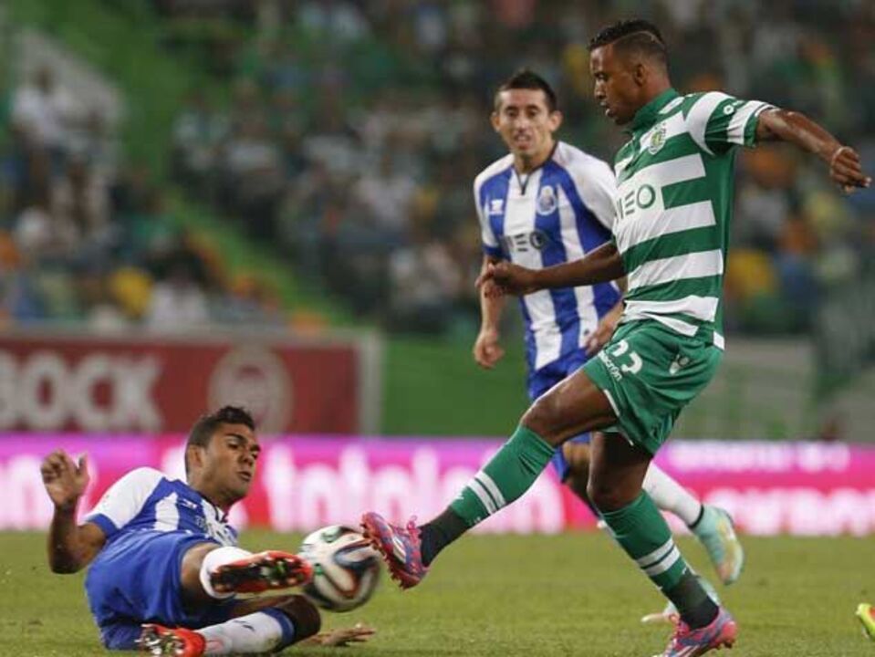 Nani indica o caminho