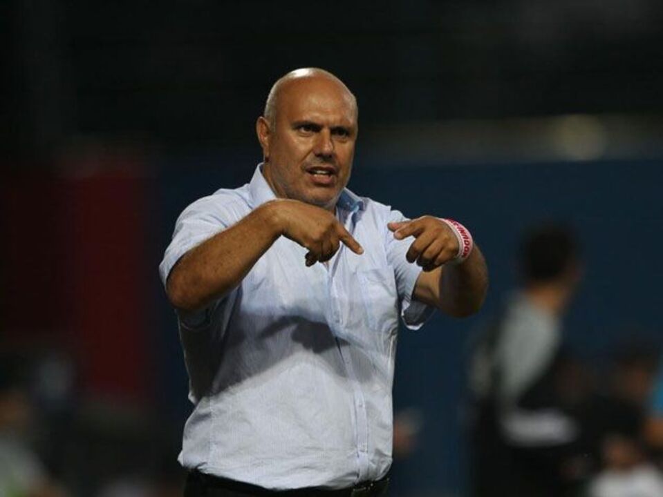 Trofense-Febres, 6-0: Anfitriões confirmam favoritismo