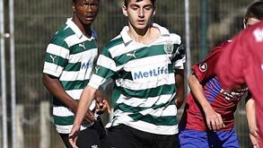 Iniciados: Diogo Brás lidera Sporting na goleada ao Estoril (5-0)