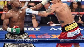 Boxe: Mayweather continua invicto e desafia Pacquiao