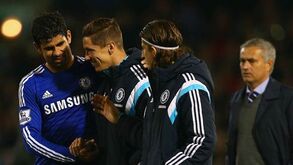 Torres fez o mesmo que Diego Costa em 10 vezes mais tempo
