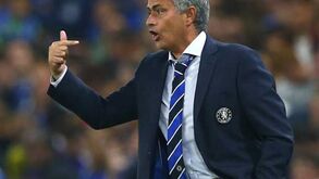 Mourinho: «Procuro não agredir a pobre gramática»