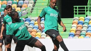 João Mário na frente para render Martins 