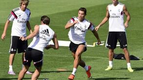 Pepe e Coentrão ausentes do treino