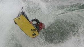 Bodyboard: Três portugueses seguem para a sexta ronda
