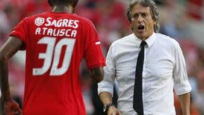 Talisca deve ser o companheiro de Lima no ataque