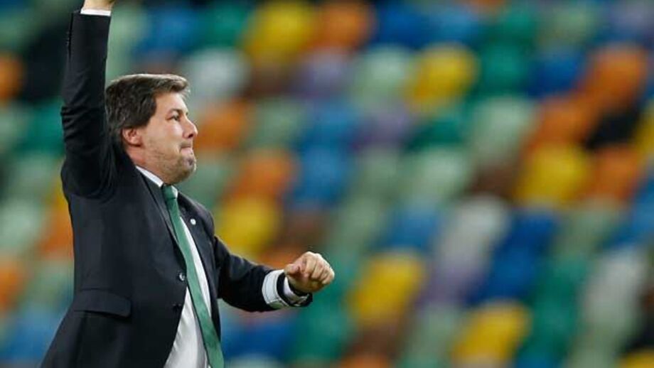 Bruno de Carvalho: «Shikabala vai ficar em Alvalade»