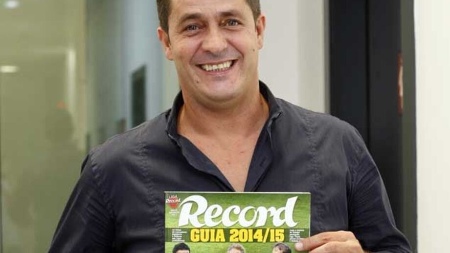 Fernando Mendes entra com Leõezinhos