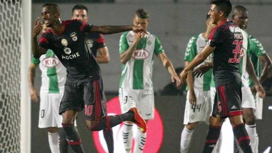 Talisca: «Golos conseguidos graças a muito trabalho»