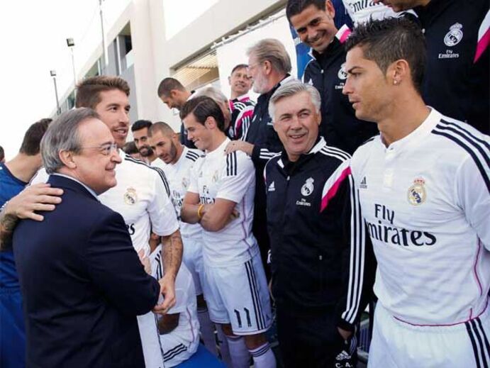 Um animado retrato de família do Real Madrid
