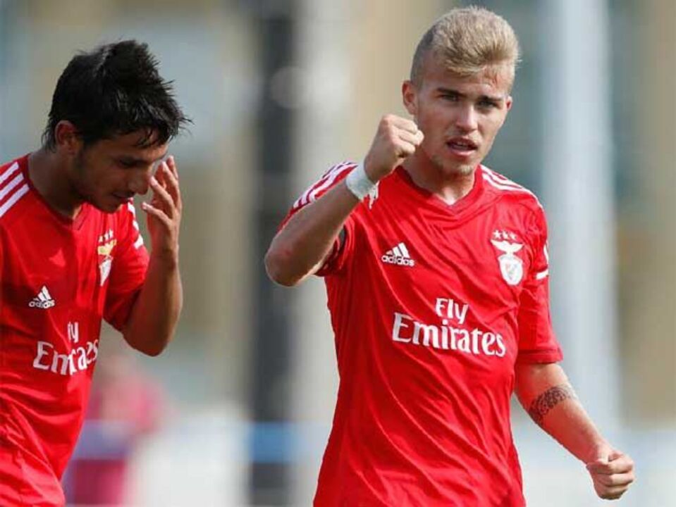 Juniores: Benfica vence (2-1) V. Setúbal 