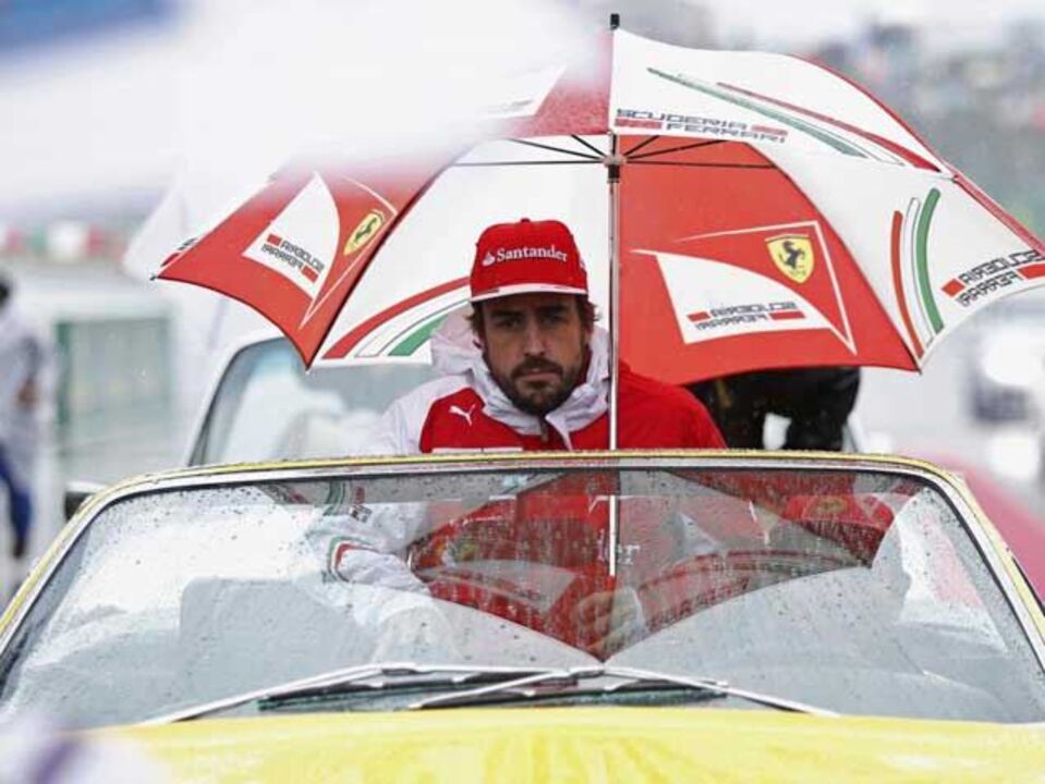 Fernando Alonso abandona GP do Japão