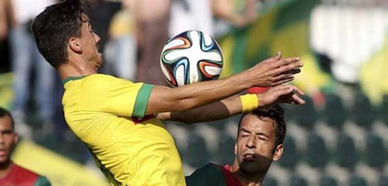 P. Ferreira-Marítimo, 3-2: Cambalhota do Paços em cama de Madeira