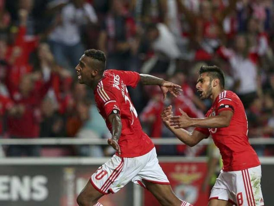 Convencer Dunga é o próximo objetivo de Talisca