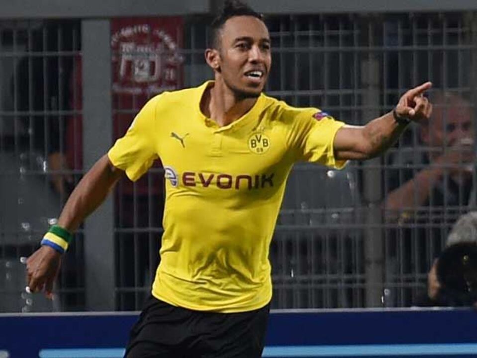 Aubameyang faz de Jorge Costa líder