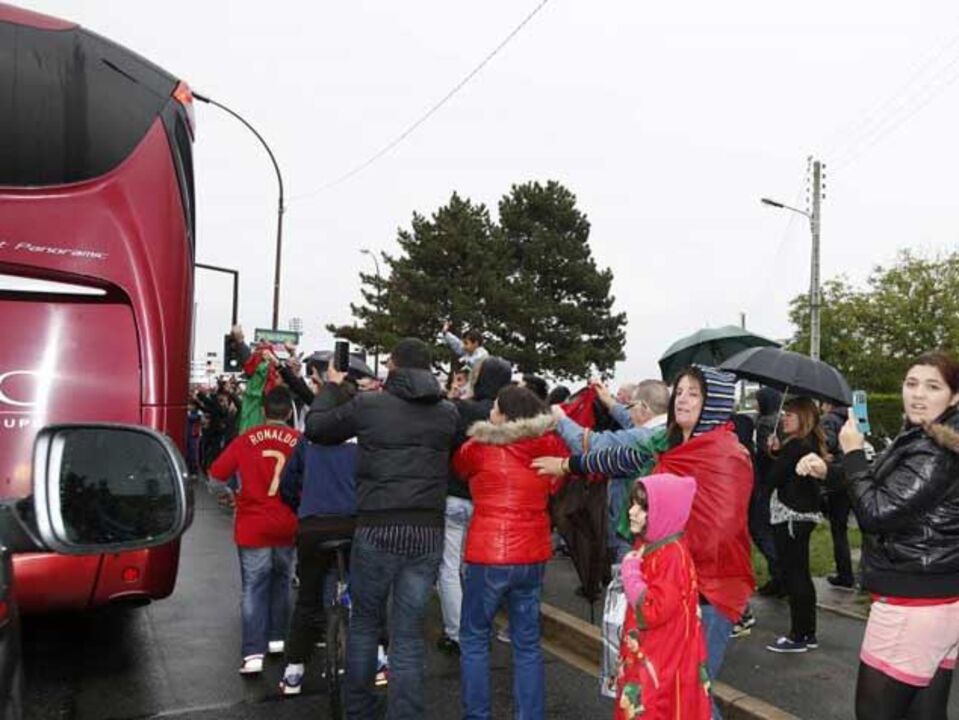Dinamarquês invadiu autocarro