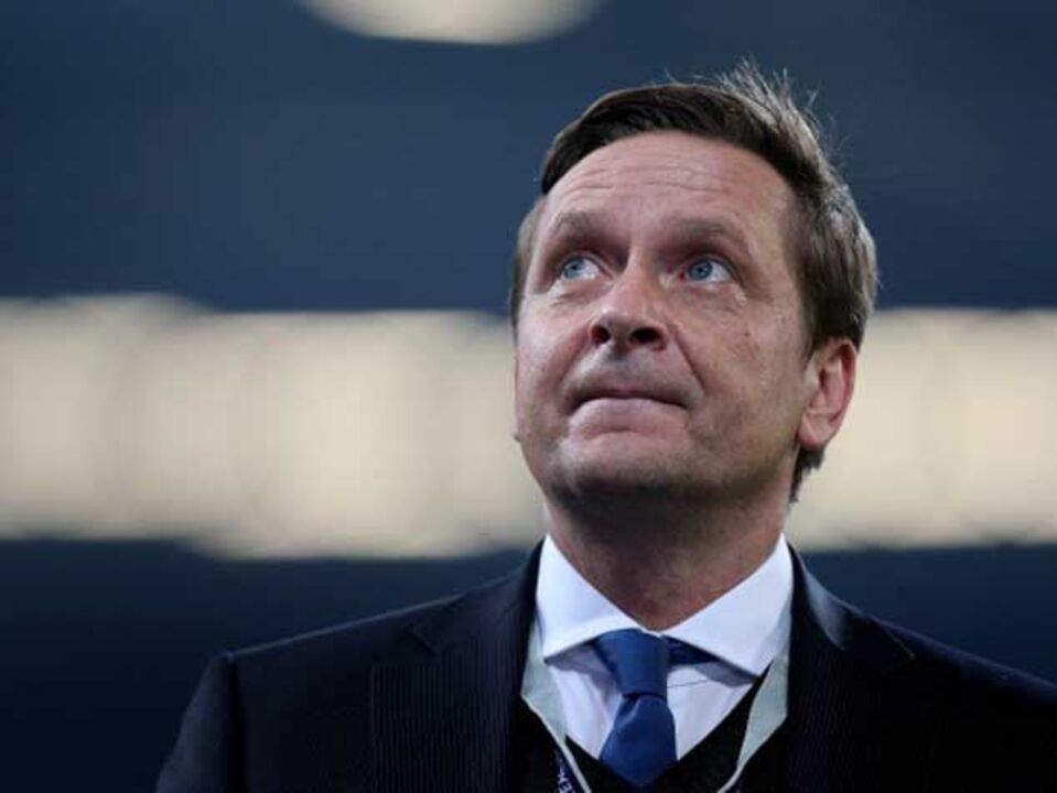 Diretor do Schalke 04 dá razão ao Sporting