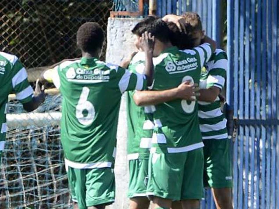 Iniciados: Sporting vence Casa Pia com cinco de Bernardo Sousa (6-1)