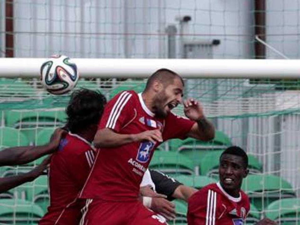 Santa Clara-Tondela, 2-2: Empate chegou na 2.ª parte