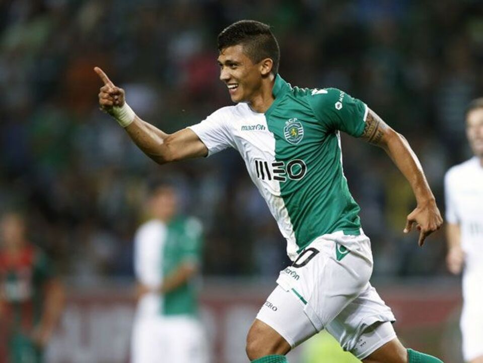 Golo de Montero acabou com os assobios