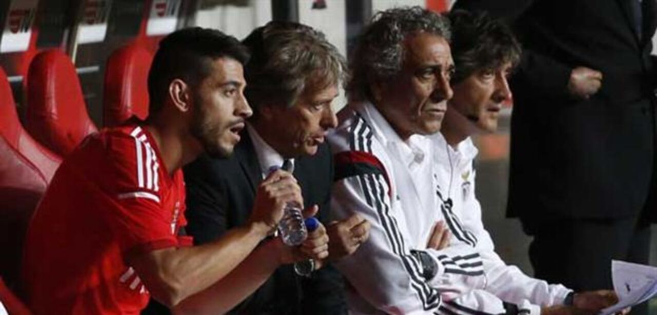 Jorge Jesus não confia no banco