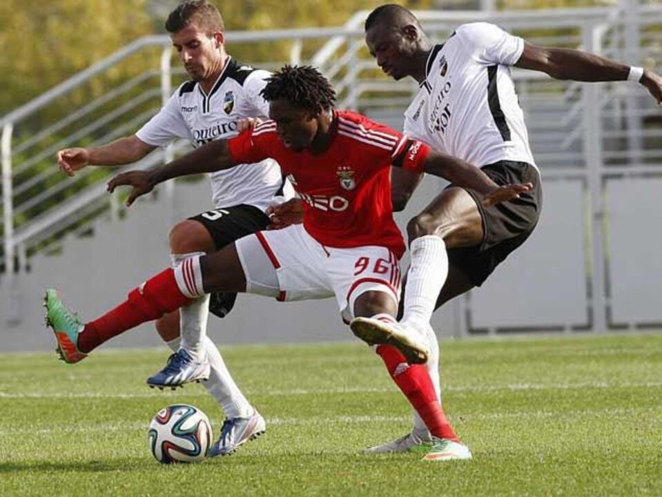 Dolly Menga e Fredy nos convocados de Angola