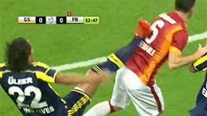 Turquia: Bruno Alves suspenso por dois jogos