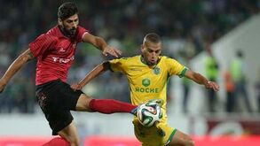 Slimani mandou o muro abaixo