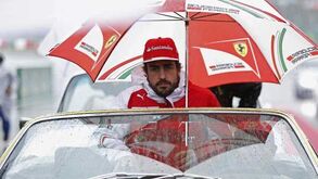 Fernando Alonso abandona GP do Japão