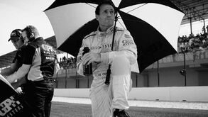 Andrea de Cesaris morre em acidente