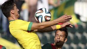 P. Ferreira-Marítimo, 3-2: Cambalhota do Paços em cama de Madeira