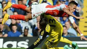 Courtois apto para regressar à competição