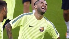 Daniel Alves deve rumar ao Manchester United