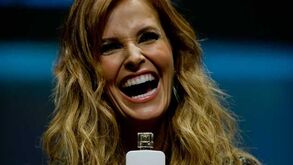 Cristina Ferreira quer perfumar os estádios