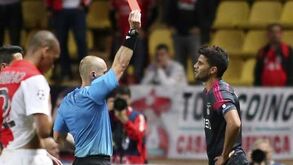 Lisandro López falha receção ao Monaco