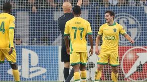 Canalizar a raiva de Gelsenkirchen passar a fatura