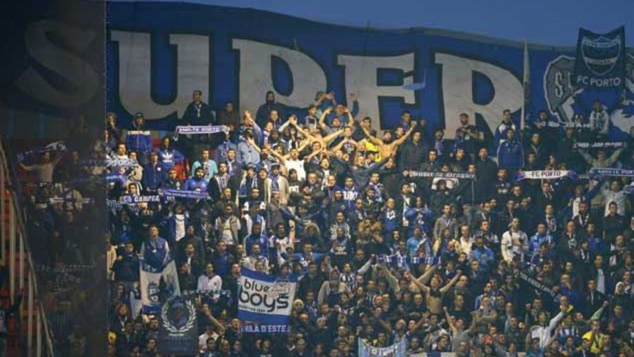 Super Dragões revoltados com preços dos bilhetes em Arouca