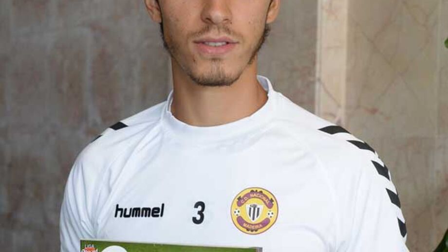 Miguel Rodrigues é um defesa que aposta no ataque